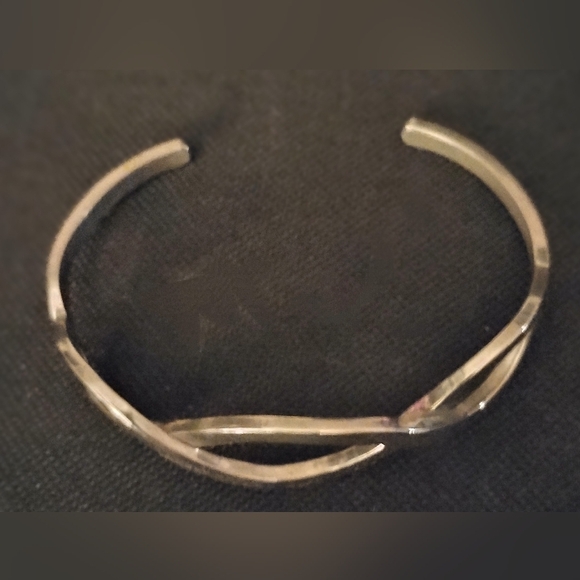 Sterling Silver Swirl Bangle Cuff Bracelet - Picture 2 of 4